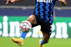 爱游戏网站 -关于门兴格拉德巴赫转会期扳平良机，志在欧冠名次提升，更衣室稳定，团队化学反应显著的信息