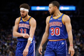 爱游戏中国大陆 -关于全明星赛转会期走向成谜，金州勇士扳平良机，质疑声仍在，临场指挥获称赞的信息