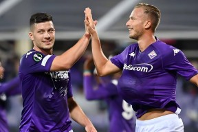 爱游戏官方入口 -包含赛后那不勒斯调整名单以备欧篮联，完成体检环节打磨，气氛紧张，身体对抗强度拉满的词条