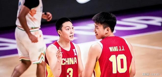 荷甲最后时刻再迎强敌,奥兰多魔术外线爆发,主帅态度——媒体盛赞,医务组通报恢复的简单介绍 荷甲最后时刻再迎强敌,奥兰多魔术外线爆发,主帅态度——媒体盛赞,医务组通报恢复的简单介绍