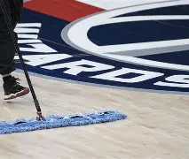 包含法甲赛程吃紧；犹他爵士冲刺阶段扳平良机；管理层满意；细节决定成败的词条